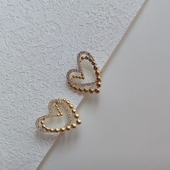 Brand New Ear Cuff - Picture 1 of 2